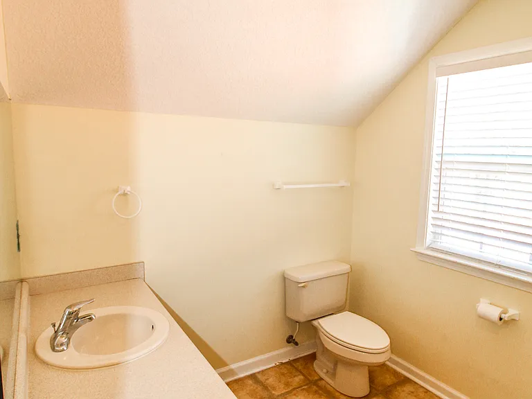 8633 Clito Rd — Photo 20