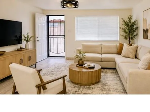 437 Indiana St SE, Albuquerque, NM 87108