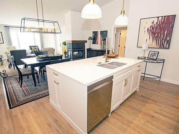 3rd image of 100 Sheep River Dr #20