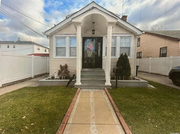 102-11 215th Street, Queens Village, NY 11429