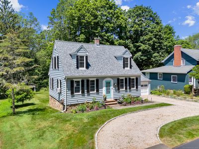 29 Hotchkiss Grove Road, Branford, CT, 06405