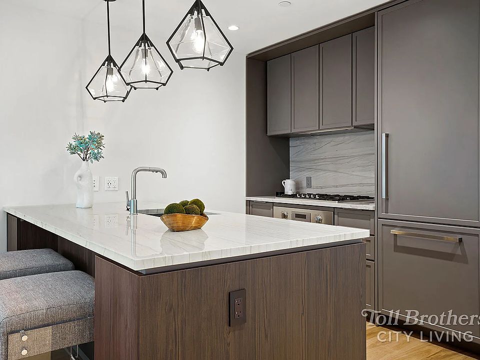 1st image of 2688 Broadway #6B