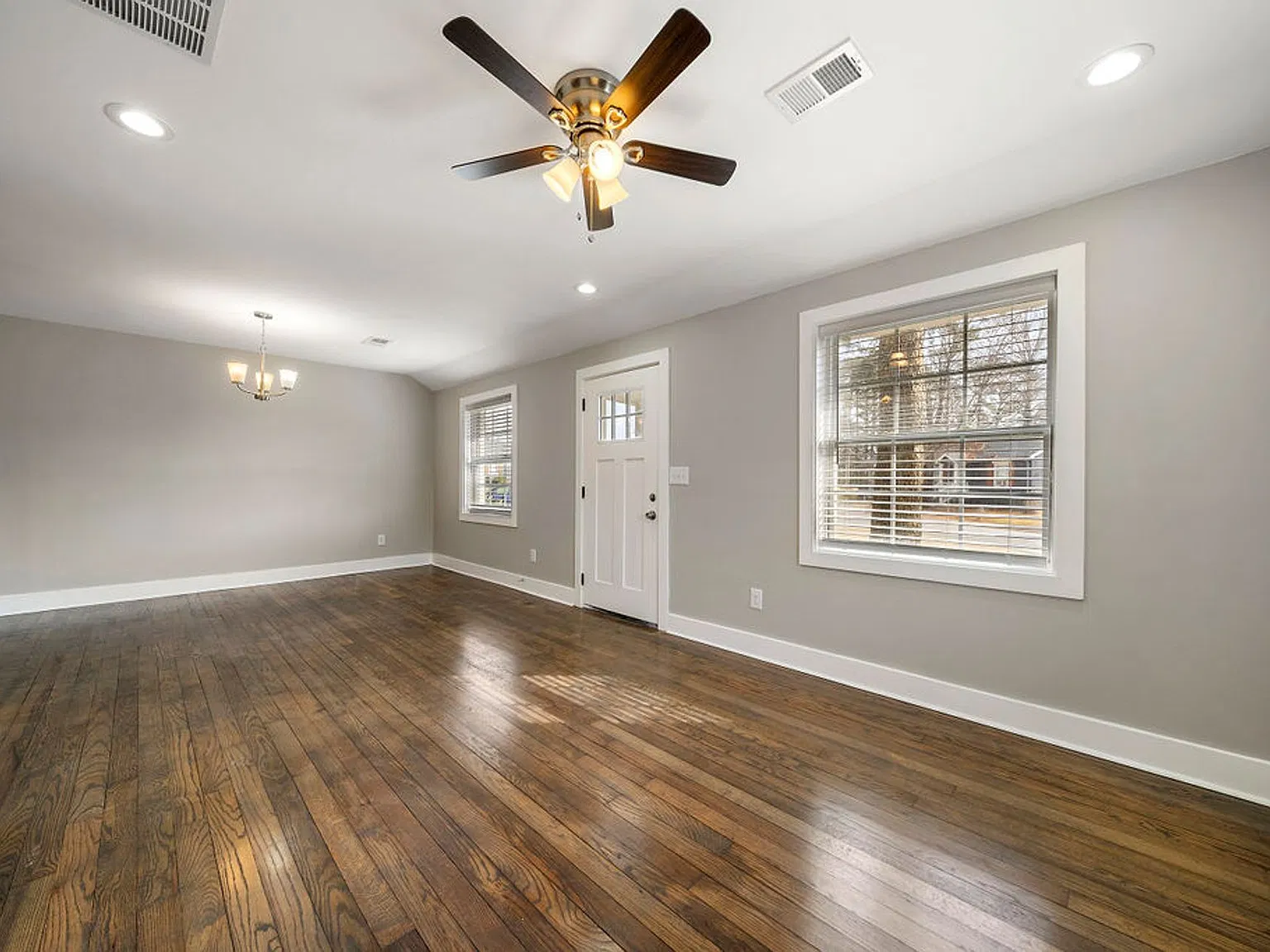 Balfour Marietta — Photo 2