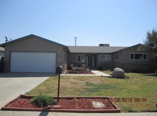 54 S Olive St, Lemoore, CA 93245