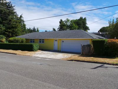 2810 Broadway Ave, North Bend, OR, 97459