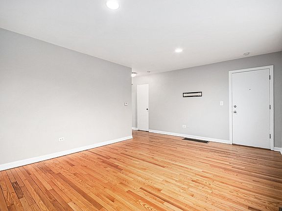 2nd image of 2012 S 5th Ave APT 1S
