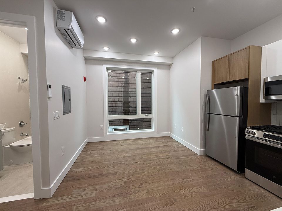 1st image of 40 Lembeck Ave #204E