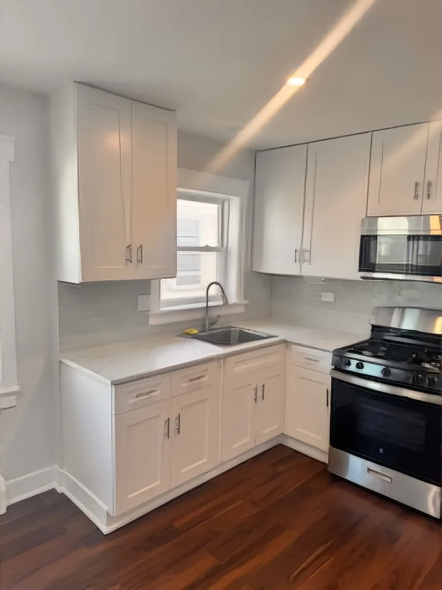 Building Photo - 8228 Walsh Ln #3R