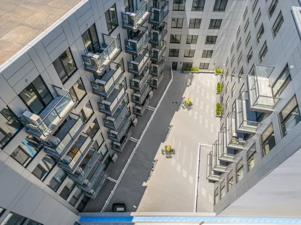 70-65 Queens Boulevard image 17 of 18