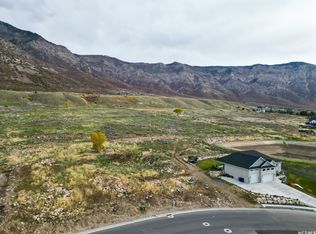 172 E 4100 N, North Ogden, UT 84414