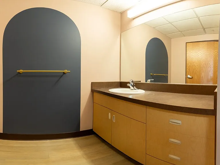 Brewster Hall — Photo 27