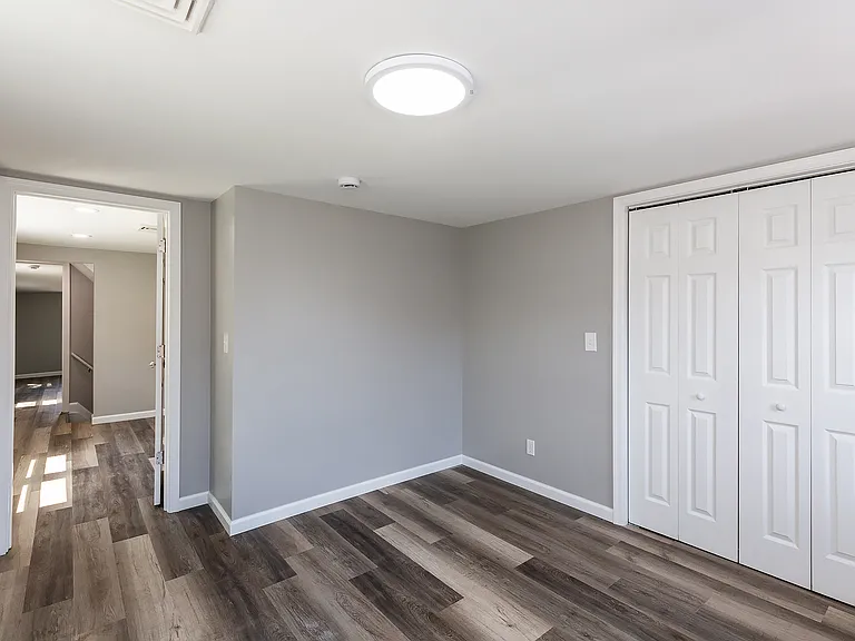 Front bedroom
