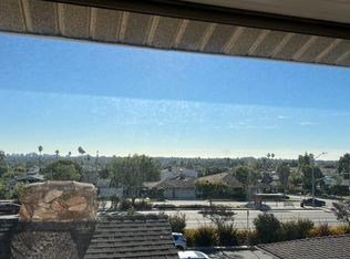 5439 W Slauson Ave, Los Angeles, CA 90056