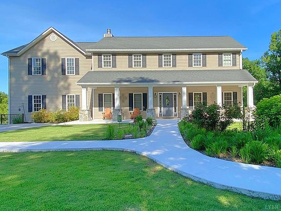 3rd image of 118 Hillview Dr