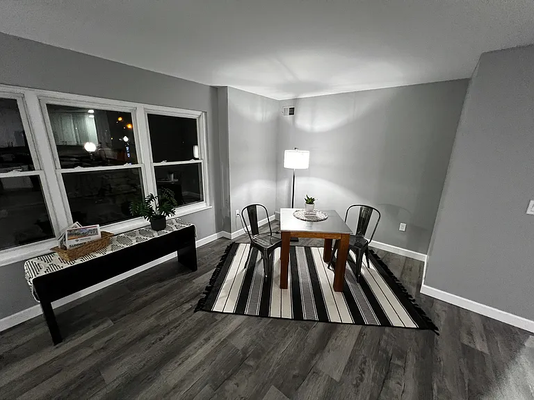 2901 W Jefferson Ave — Photo 6