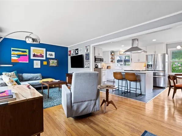 5001 W 70th St, Prairie Village, KS 66208