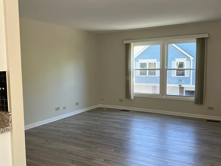 2748 Weeping Willow Dr — Photo 6