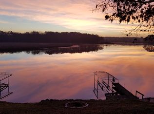 5717 E Peninsula Rd, Waterford, WI 53185