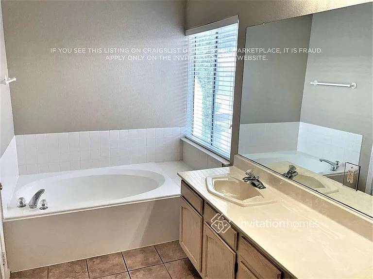 7900 Turtle Cove Ave — Photo 14
