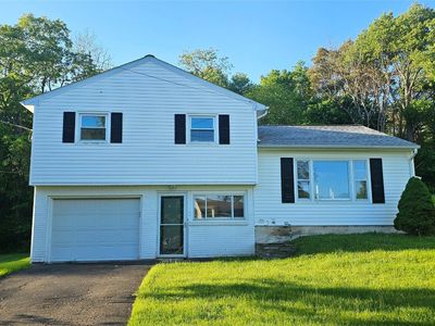 220 Ridgefield Rd, Endicott, NY, 13760