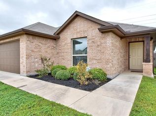 522 Eagle Brook Ln, Buda, TX 78610