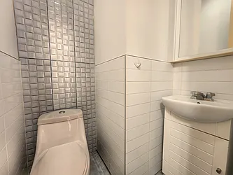 Rented by RELEASE NY