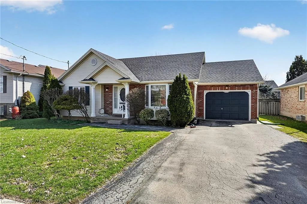 2469 Shurie Rd photo 1