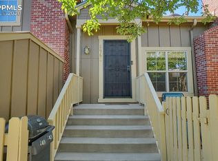 6962 Los Reyes Cir, Colorado Springs, CO 80918