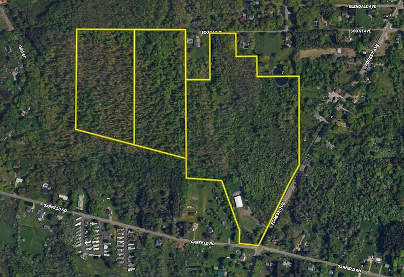 1st image of 1645 Forest Avenue Ext