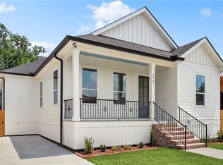 6069 Wickfield Dr, New Orleans, LA 70122