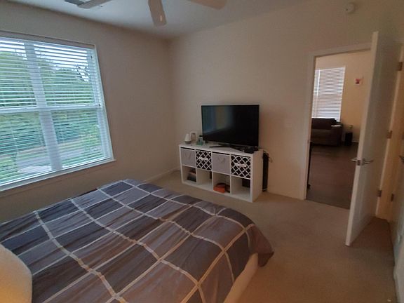 5th image of 5720 Metroview Pkwy APT 260