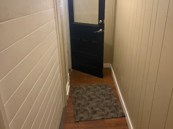 213 E 5th St, Auburn, IN 46706