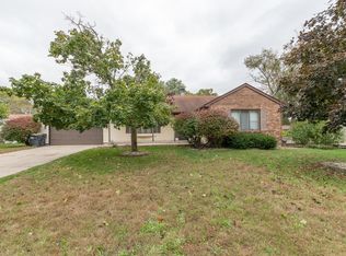 1310 Spruce Brook Rd, Kalamazoo, MI 49048