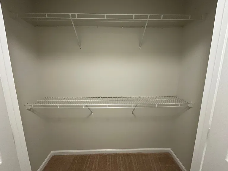 Meridian Park Apartments — Photo 42