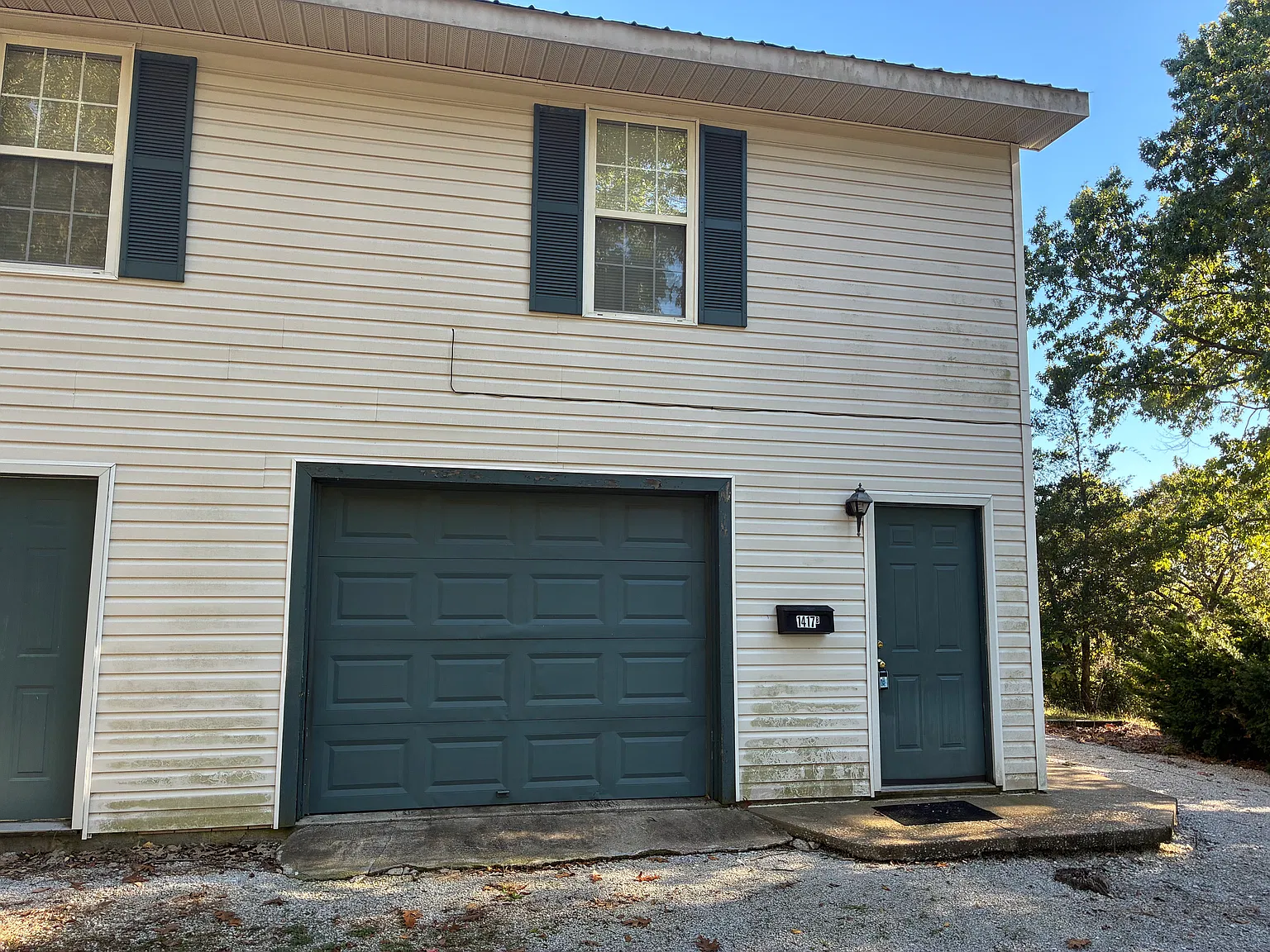 2 bed, 800 sqft, $1,050 — Photo 2