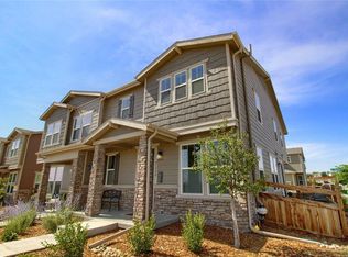 21958 E Radcliff Cir, Aurora, CO 80015