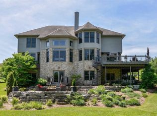 2134 Autumn Hill Dr, Ann Arbor, MI