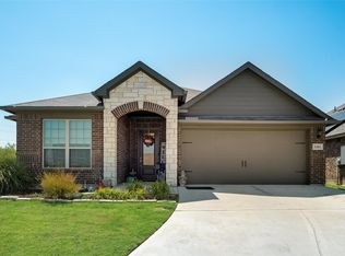 5301 Zara Dr, Denton, TX 76207