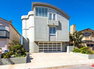 3741 Ocean Dr, Oxnard, CA 93035