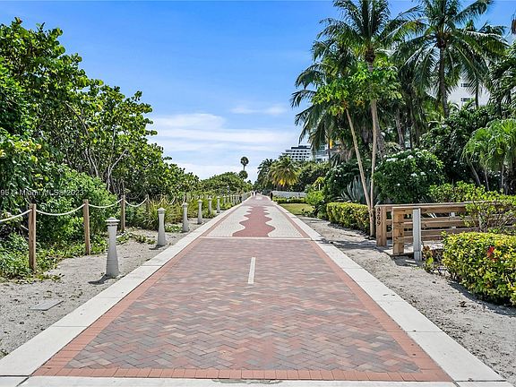 4th image of 4301 Collins Ave APT 807