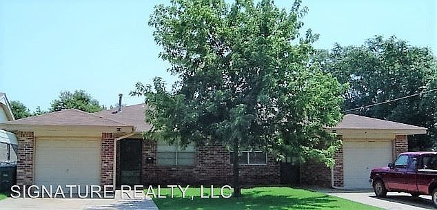 1st image of 116 N Blackwelder Ave