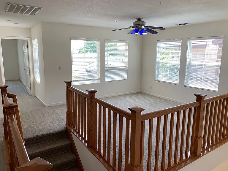 222 Whispering Oaks Ct — Photo 9