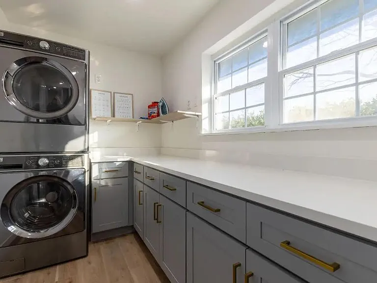 306 W Lookout Dr — Photo 20