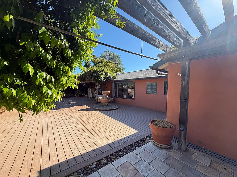 1867 Limetree Ln — Photo 23