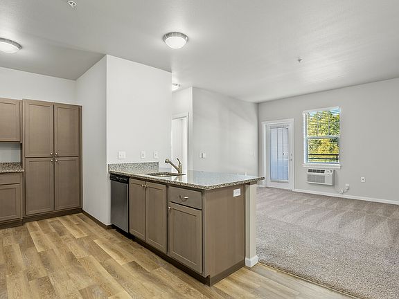 4th image of 1691 Waln Dr SE #145