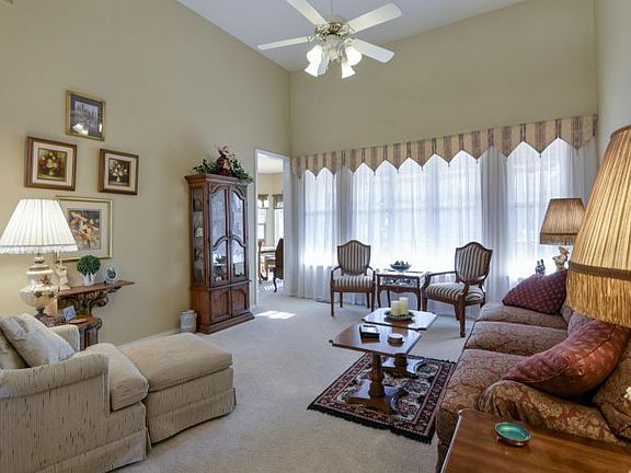 2nd image of 413 Silverwood Cir