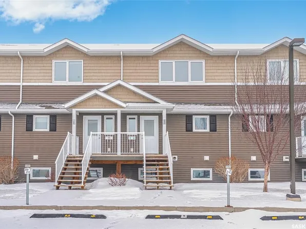UNIT 210-275 Pringle LANE, Saskatoon, SK S7T 0T5