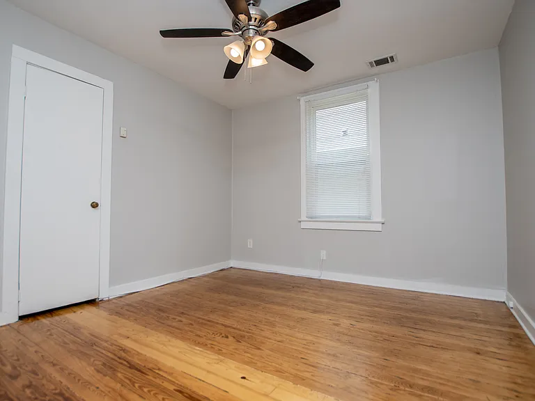 1818 Taylor Ave — Photo 48