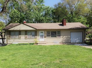 8716 W 70th Ter, Merriam, KS 66204
