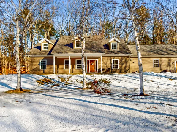 81 Nezinscot Drive, Turner, ME 04282